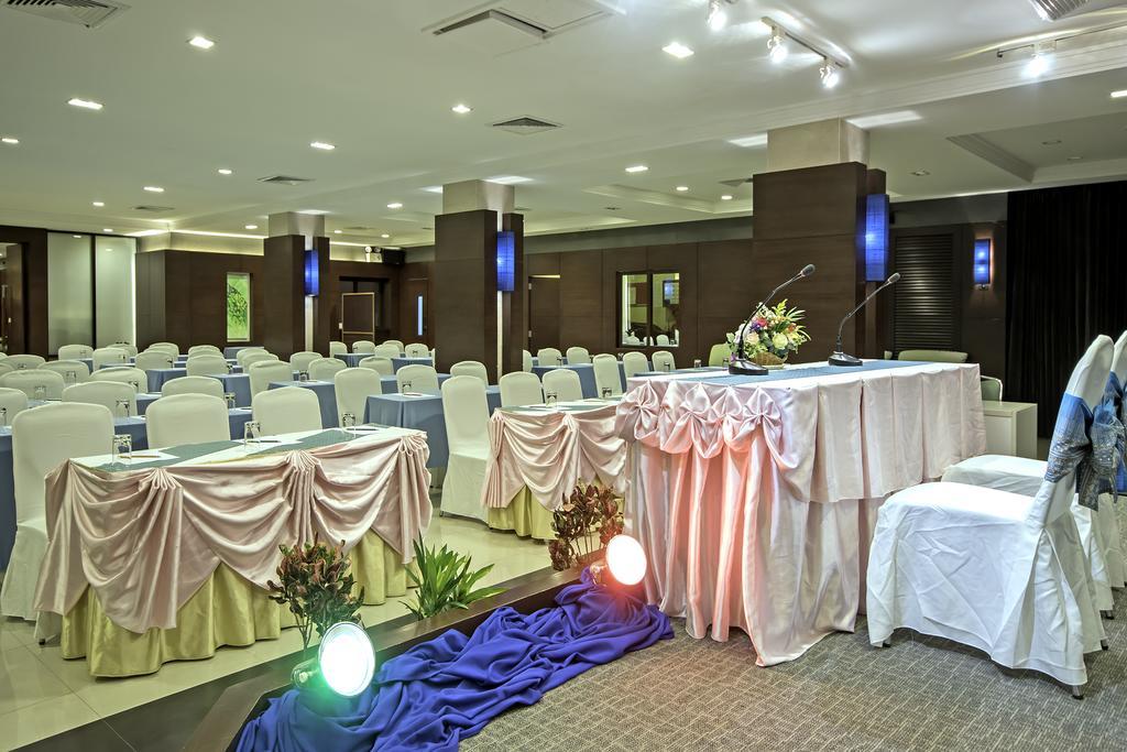 Navarat Heritage Hotel Kamphaeng Phet Exterior foto